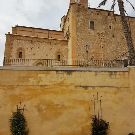 Urban 아파트 쿠스토나치